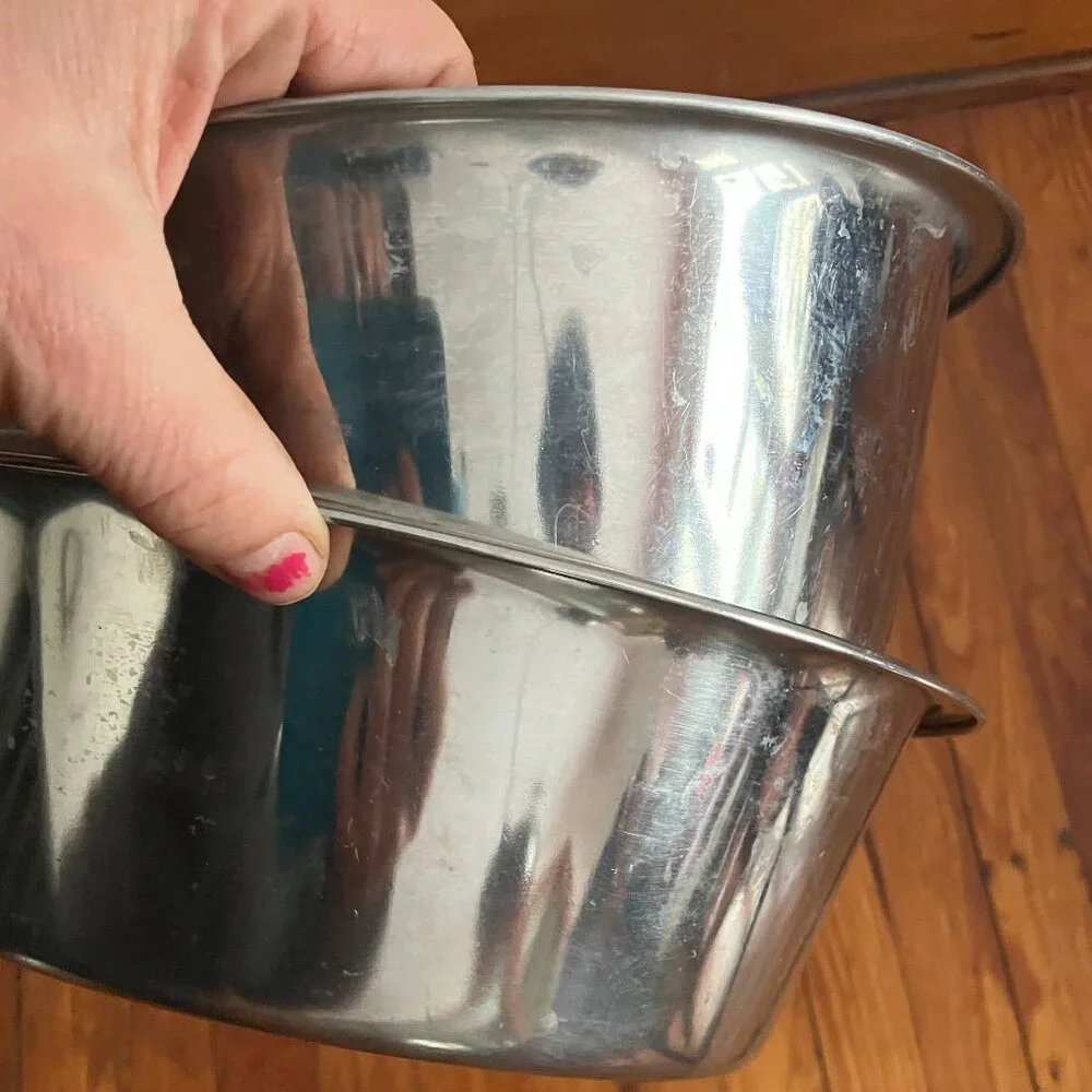 Set of 2 Nesting Stainless Steel Dog Bowls 3 Quart 12 Cup Large Breed